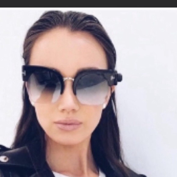 Gorgeous Tom Ford Sunglasses Like new - Picture 1 of 7